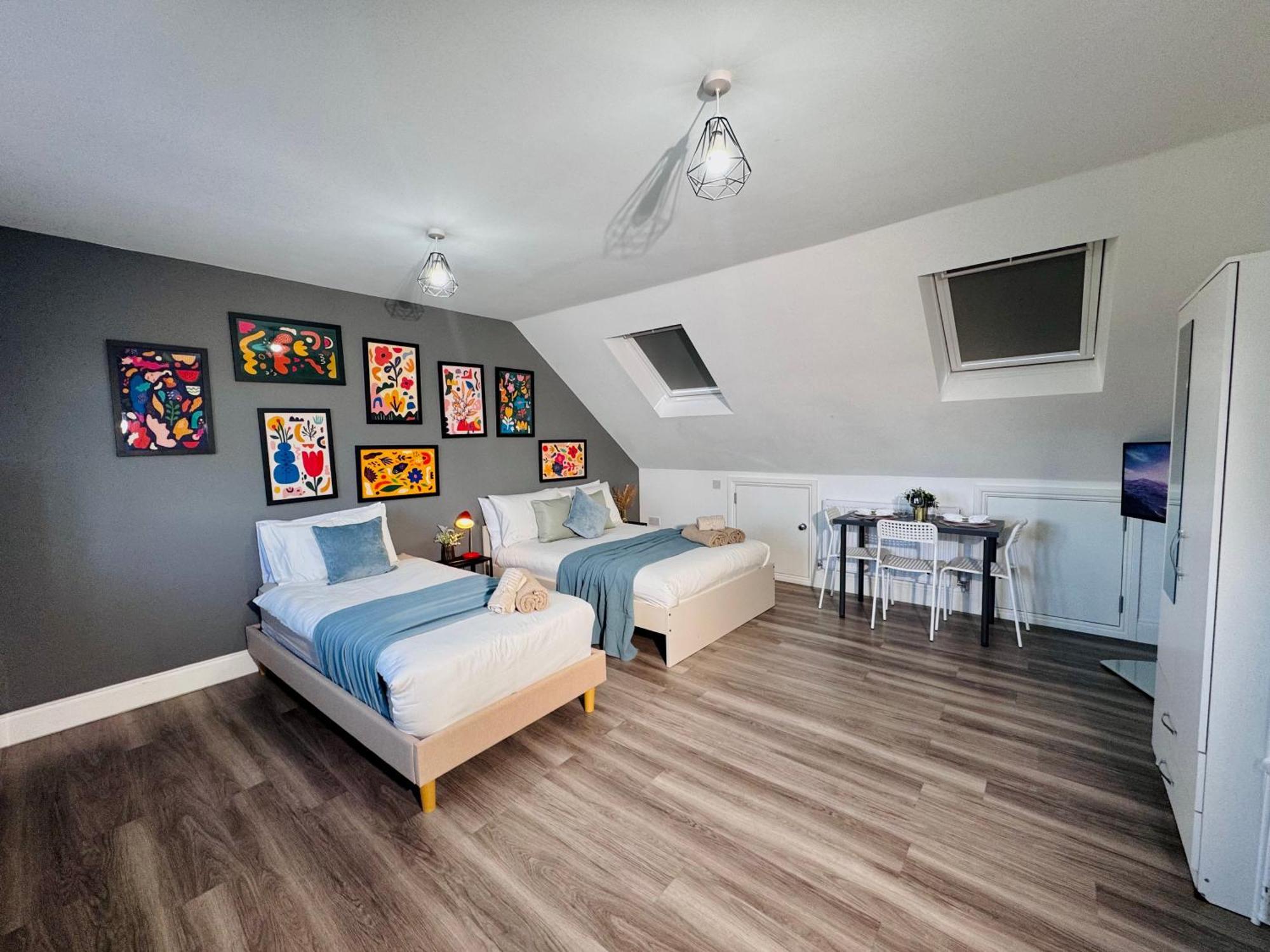 Bright Studio Loft 30Min To Central Londra Exterior foto